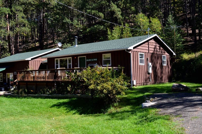 golden-slipper (6) Golden Slipper Cabin Exterior