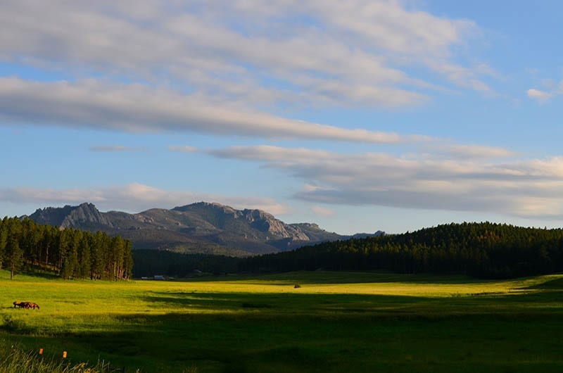 south dakota plains and mountains